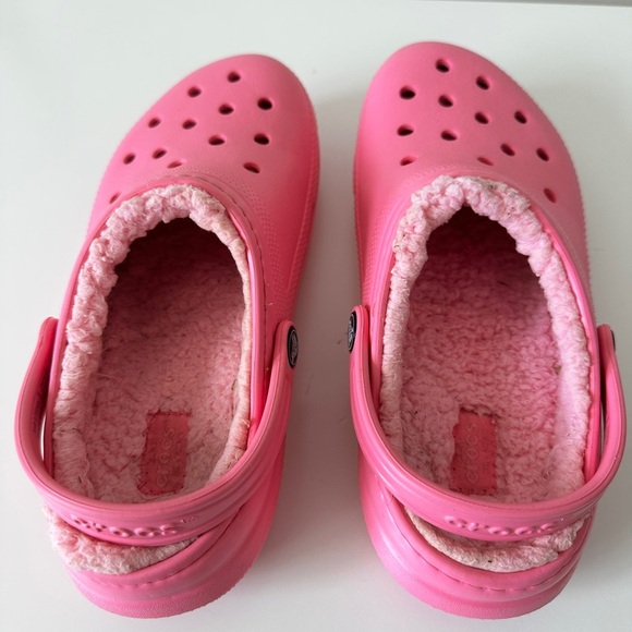 CROCS Pink Fleeced Line - size 4J - Picture 2 of 5